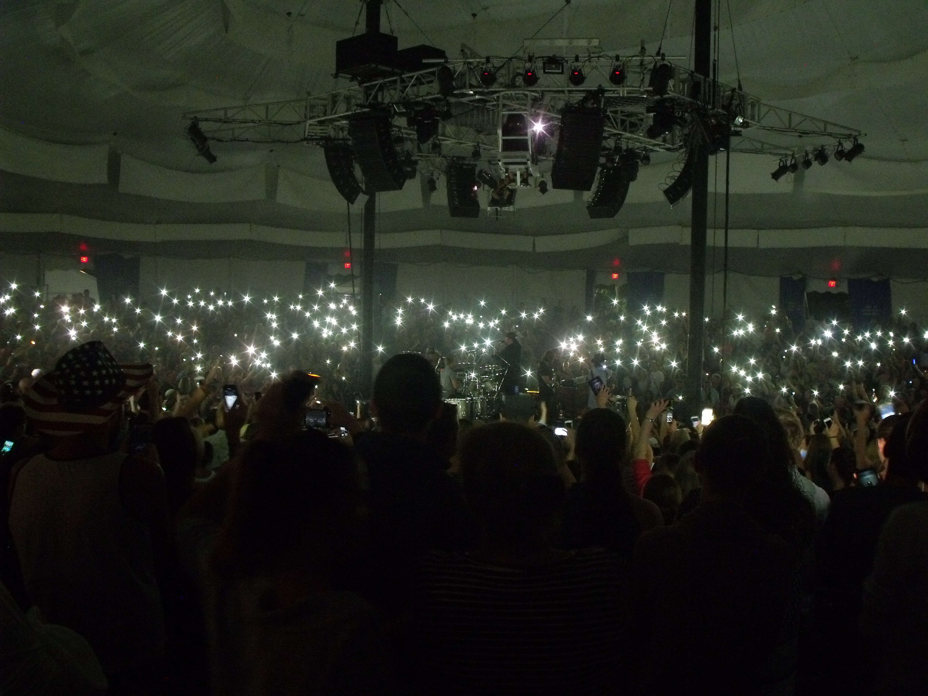 From The Cheap Seats Lee Brice At The Cape Cod Melody Tent 6/23/16