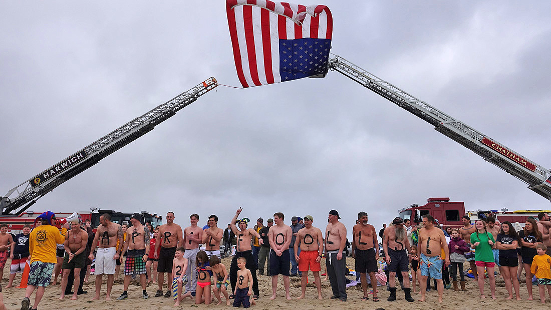 April Fools Plunge to Support Coomber Family Held In Chatham!