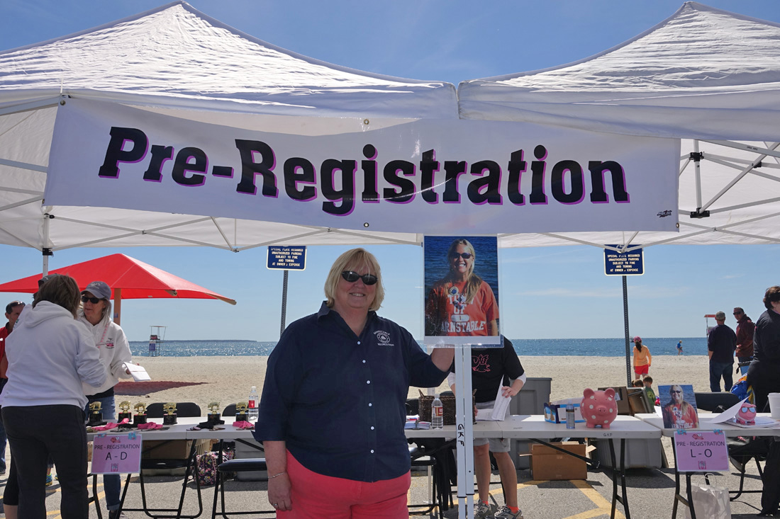Photos From Glenna Kohl 8th Annual Piggy Trot For Melanoma Awareness!