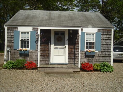 This 2-bedroom Yarmouth cottage rents for $900 a week in the summer. (WeNeedaVacation.com, ID #11653)
