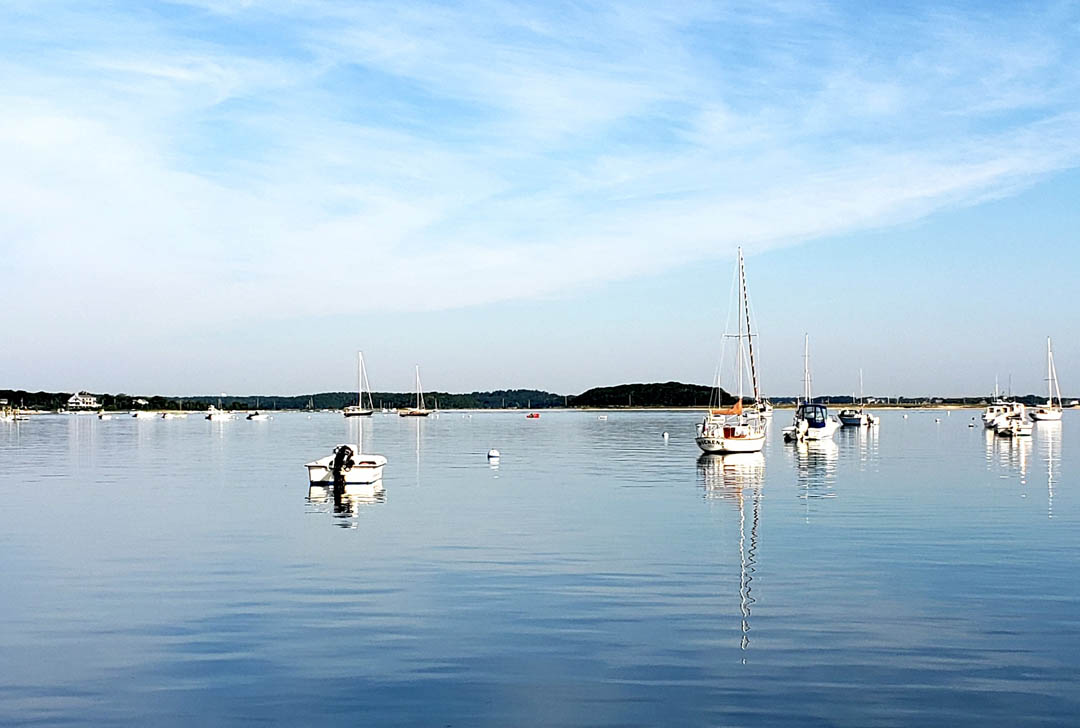 PHOTOS A 10 out of 10 Day at Monument Beach Marina