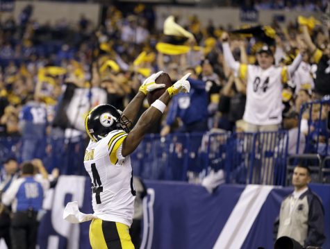 Pittsburgh Steelers wide receiver Antonio Brown celebrates after catching a 22-yard touchdown pass during the second half of an NFL football game against the Indianapolis Colts Thursday, Nov. 24, 2016, in Indianapolis. (AP Photo/Michael Conroy)
