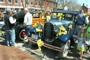 COURTESY NANTUCKET CHAMBER OF COMMERCE/MICHAEL GALVIN The antique car parade is a highlight of the Nantucket Daffodil Festival.