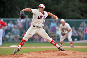 North Carolina pitcher Hunter Williams will be on the mound for the Harwich Mariners again. / Photo by SportsPix