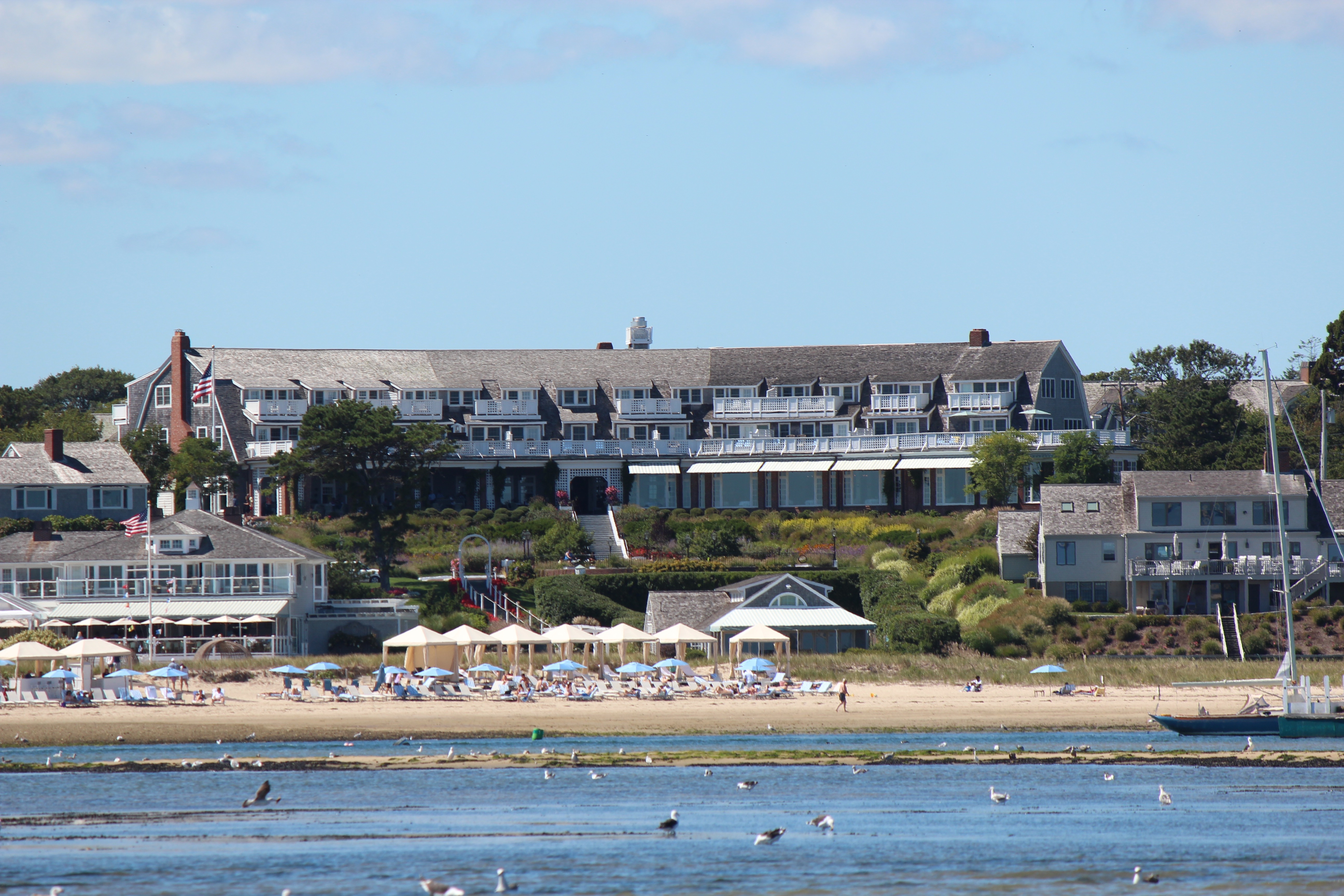 hotels in chatham ma on the water