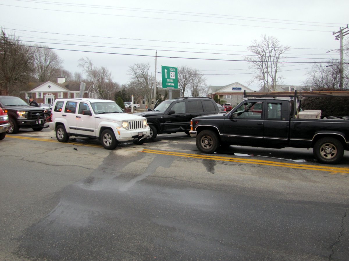 Three car crash on Route 28 in Yarmouth