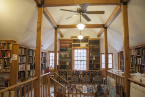 KA_Titcomb Book Store Shop Bookshop_Cape Eye on Books_Anne LeClair_Sandwich_012916_040