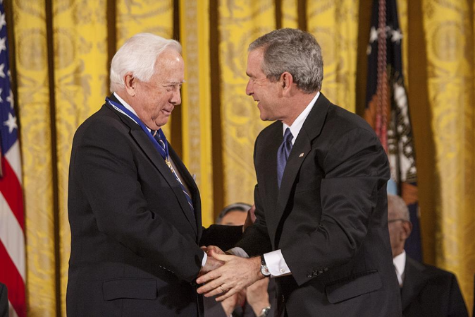 David McCullough, Pulitzer-Winning Historian, Dies at 89 - CapeCod.com