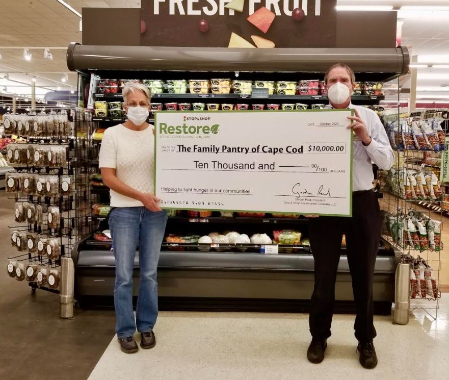 Stop Shop Donates 10 000 To Support Family Food Pantry Of Cape Cod Capecod Com Stop Shop Donates 10 000 To Support Family Food Pantry Of Cape Cod Capecod Com