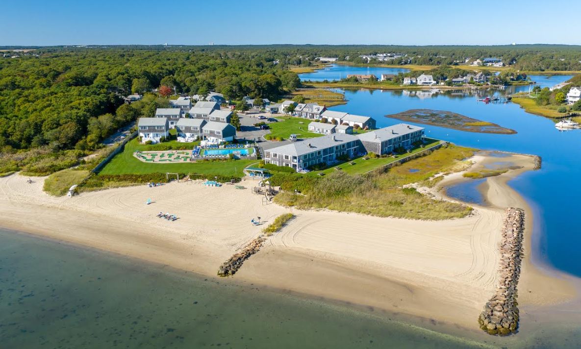 røre ved Et centralt værktøj, der spiller en vigtig rolle Irreplaceable The Davenport Companies Sells Red Jacket Resorts - CapeCod.com