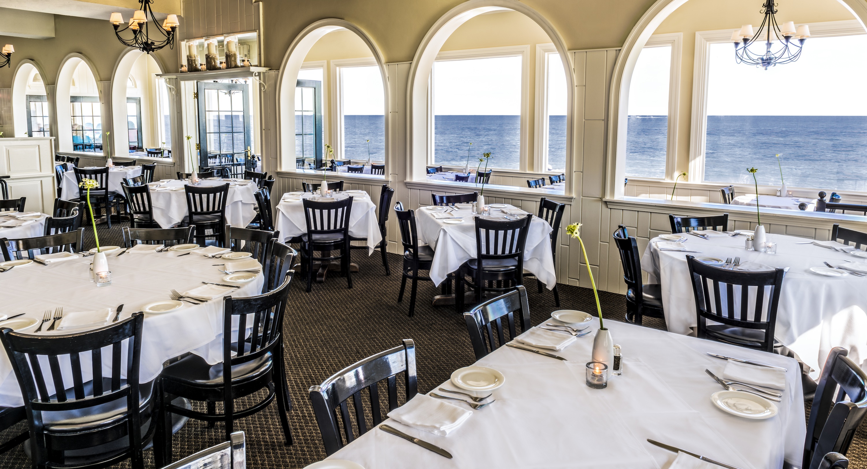 The Ocean House Restaurant – Breezy, Beach