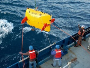 COURTESY OF THE WOODS HOLE OCEANOGRAPHIC INSTITUTION