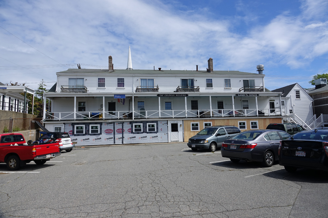 Chatham Property Owner Gets Zoning Board Approval for Main Street Dorm