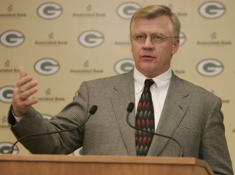 Green Bay Packers coach Mike Sherman answers a question Monday, Jan. 17, 2005, in Green Bay, Wis., during his end of the season news conference at Lambeau Field. (AP Photo/Mike Roemer)