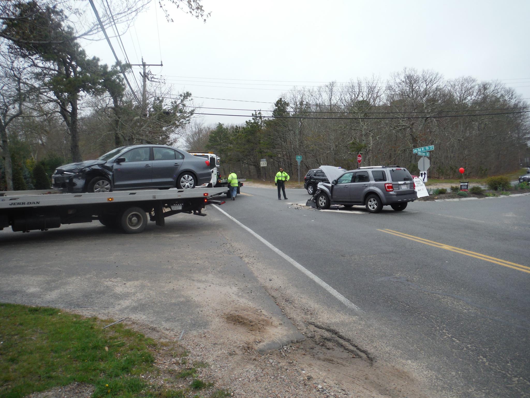 Three injured in Brewster crash