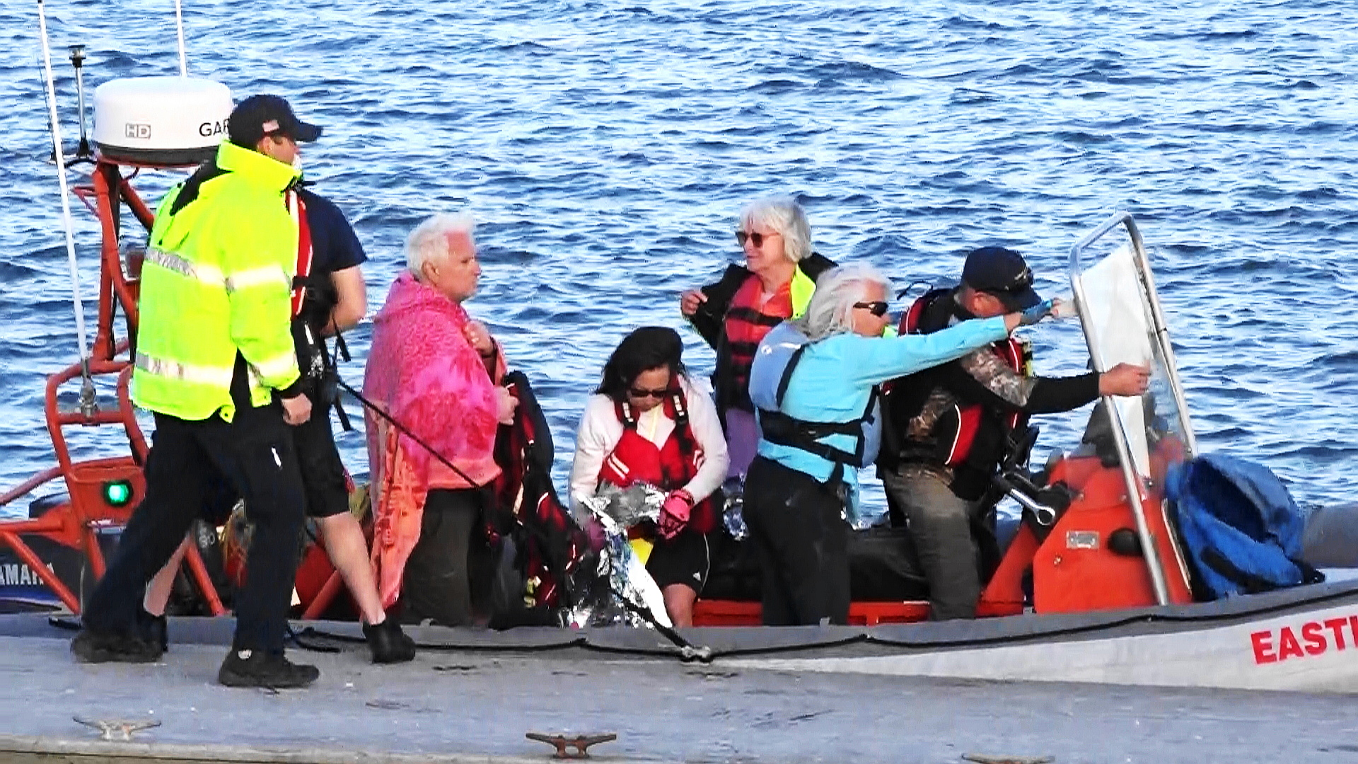 VIDEO Kayakers rescued off Eastham