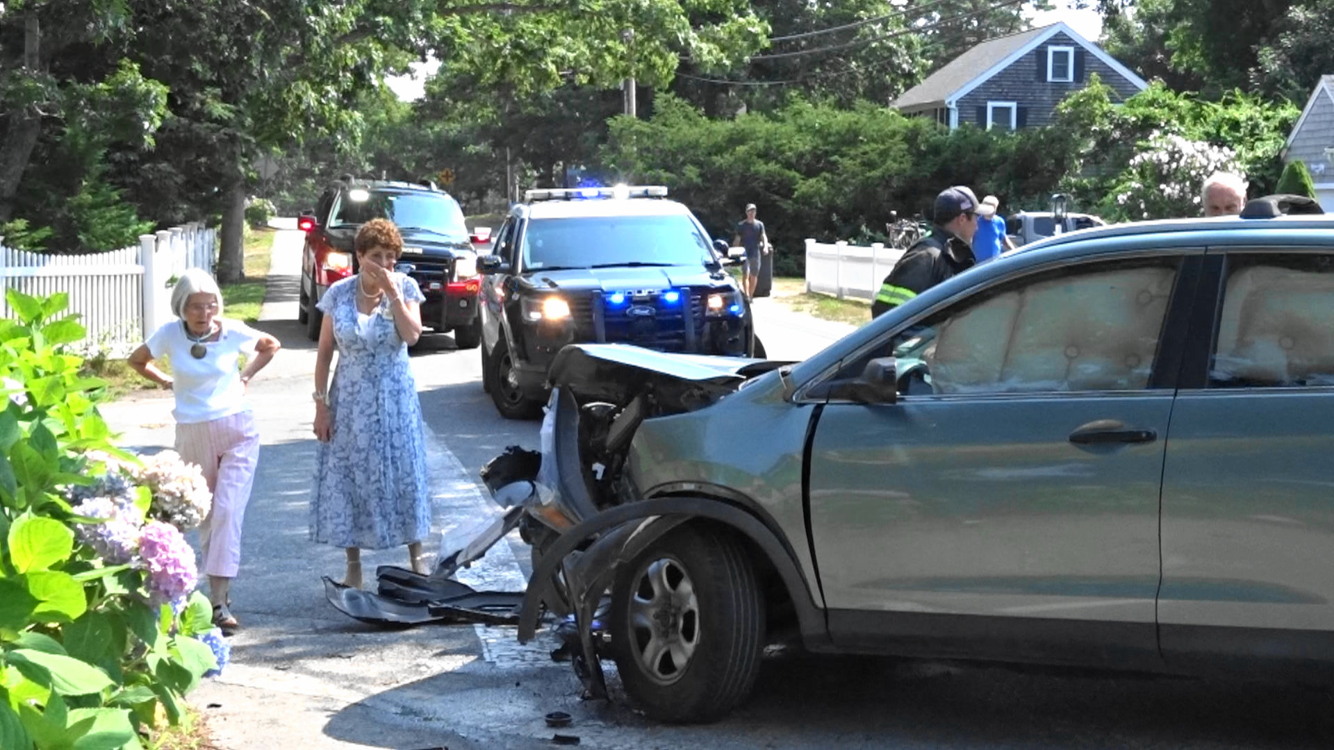 VIDEO One injured in Harwich Port crash