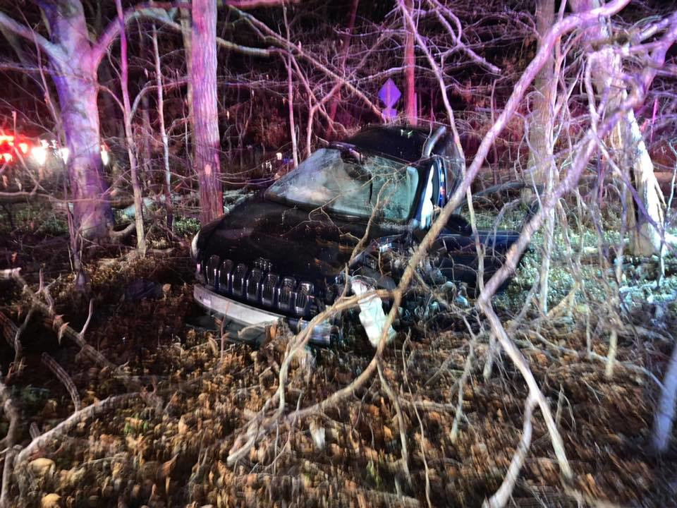 Woman facing OUI charges after overnight crash in Oak Bluffs - CapeCod.com