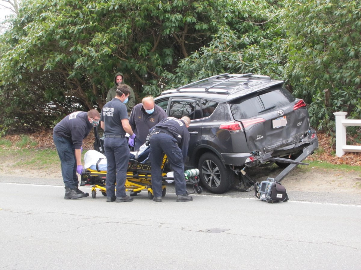 One injured in two vehicle crash in Yarmouth Port
