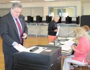 Barnstable County  LAURA M. RECKFORD/CCB MEDIA Sheriff James Cummings votes at the Gus Canty Community Center in Falmouth.