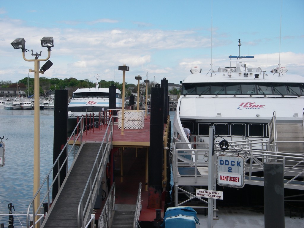 hy line cruises around the sound