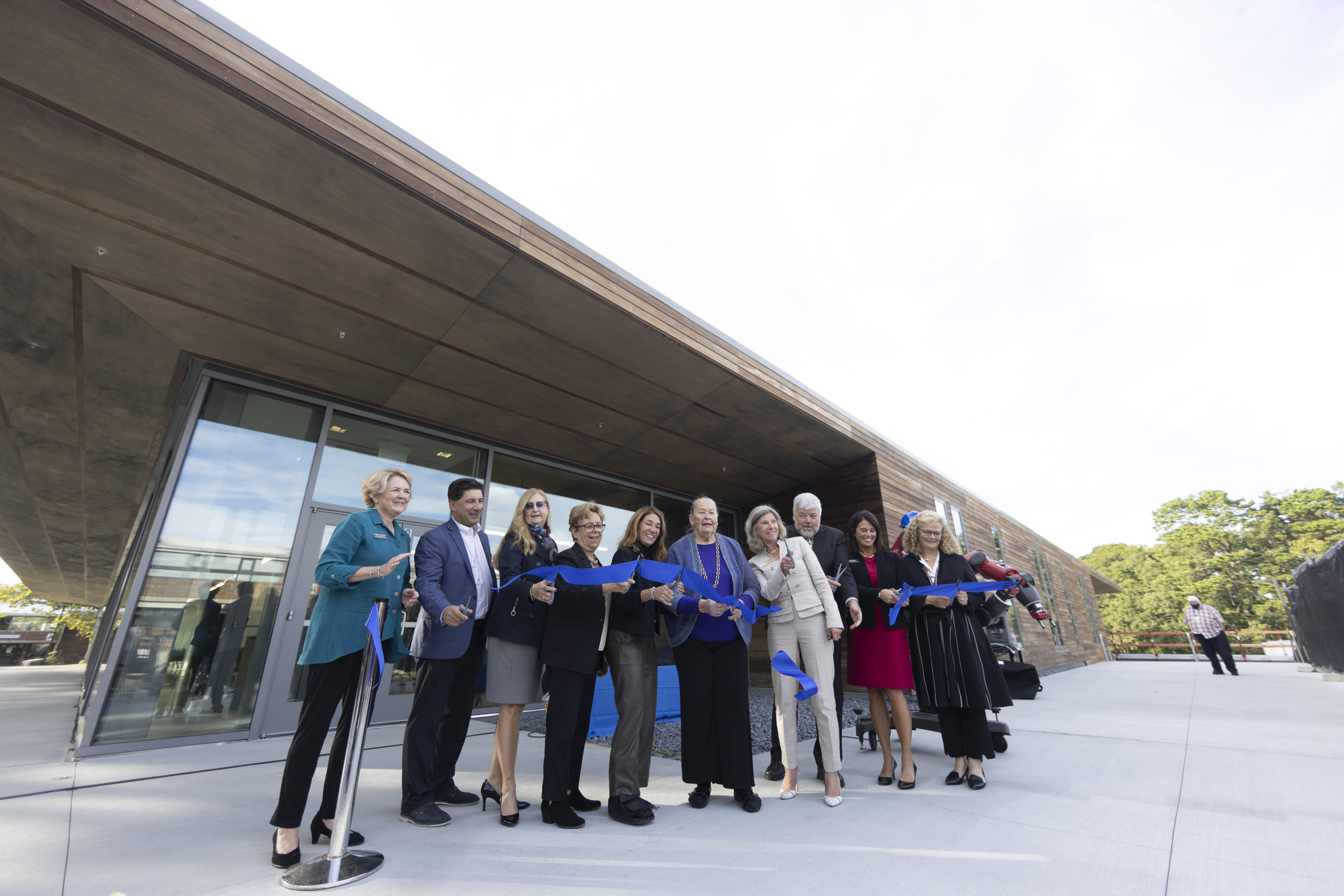 Sec Ribbon 4C’s Cuts Ribbon for New Science Building