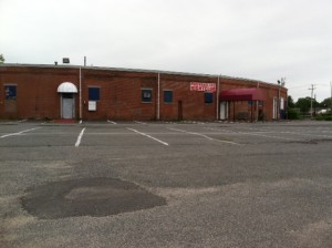 CCB MEDIA PHOTO The historic railroad roundhouse building that is used for Pufferbellies night club was built around 1900.