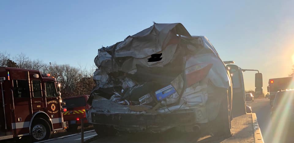 UPDATED: Two injured in crash on Route 6 in Sandwich