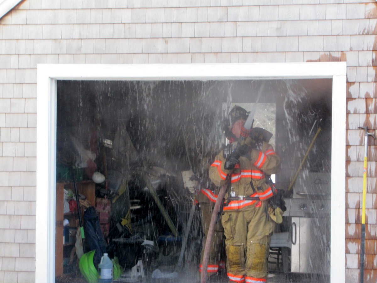 Fire damages garage in Yarmouth